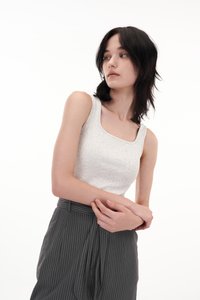 Karla Padded Top in Heather Grey