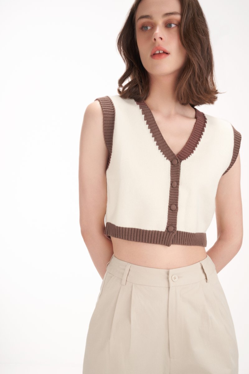 Claudie Contrast Knit Vest