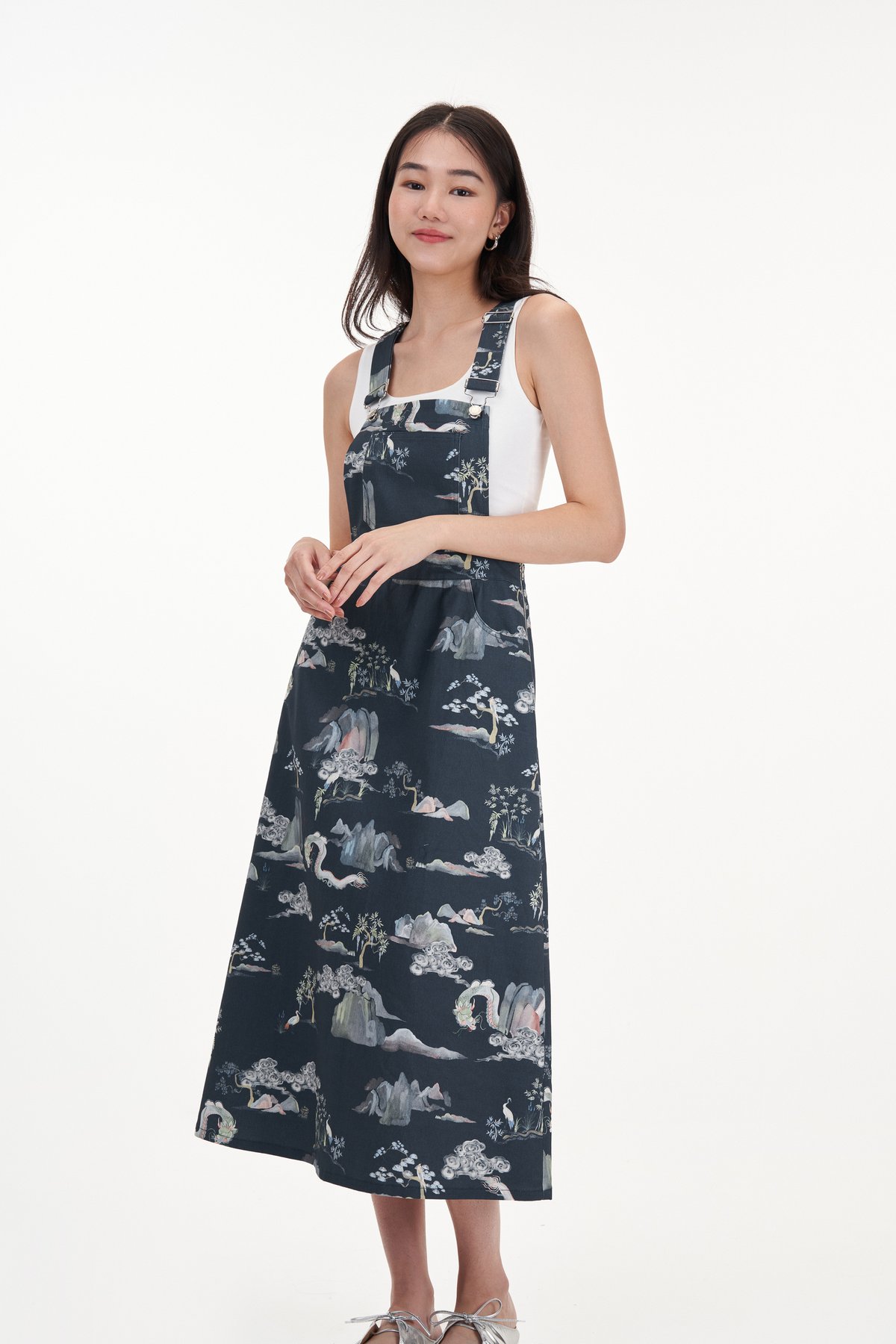 Jaylin Denim Dungaree Dress in Paradise Dreams in Navy