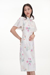 Xin Qipao in Blossoms Reverie